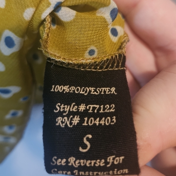 Mine Women's Size S Sheer Tank Top Blouse Adjustable Straps Chiffon Top - Picture 4 of 7